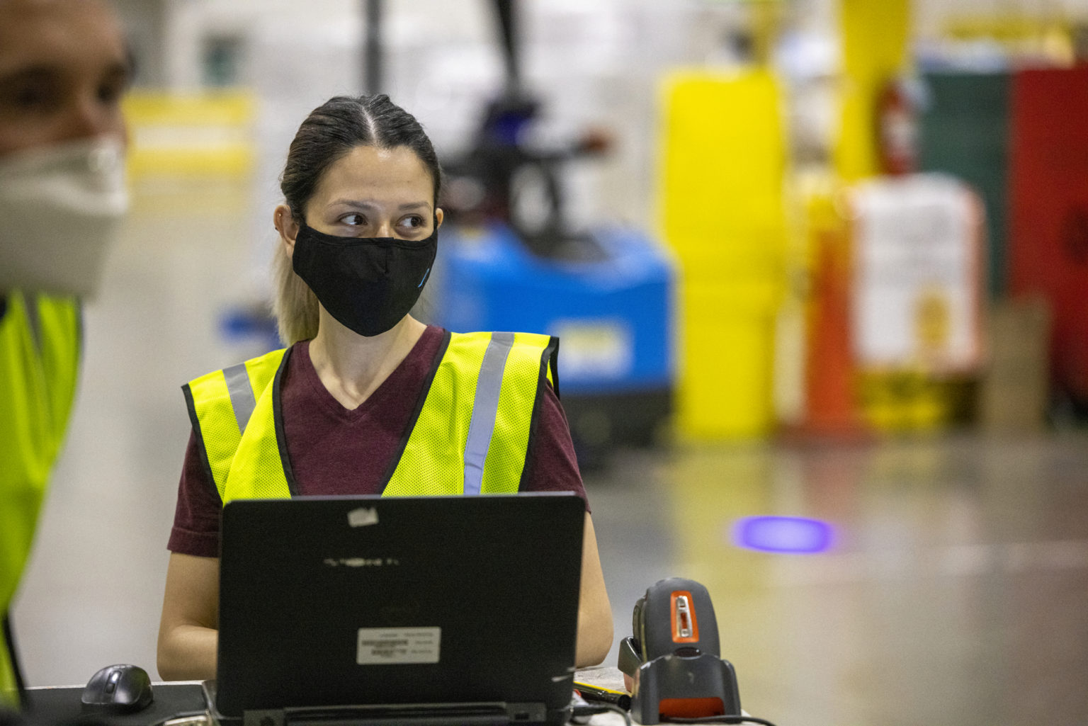 Amazon lancia l'edizione italiana del Career Day in cantiere 500